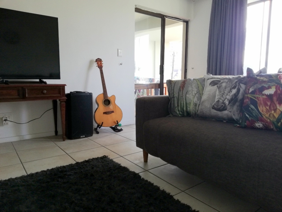 To Let 2 Bedroom Property for Rent in Beachfront Western Cape